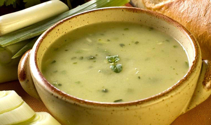 Сырный крем-суп с сельдереем